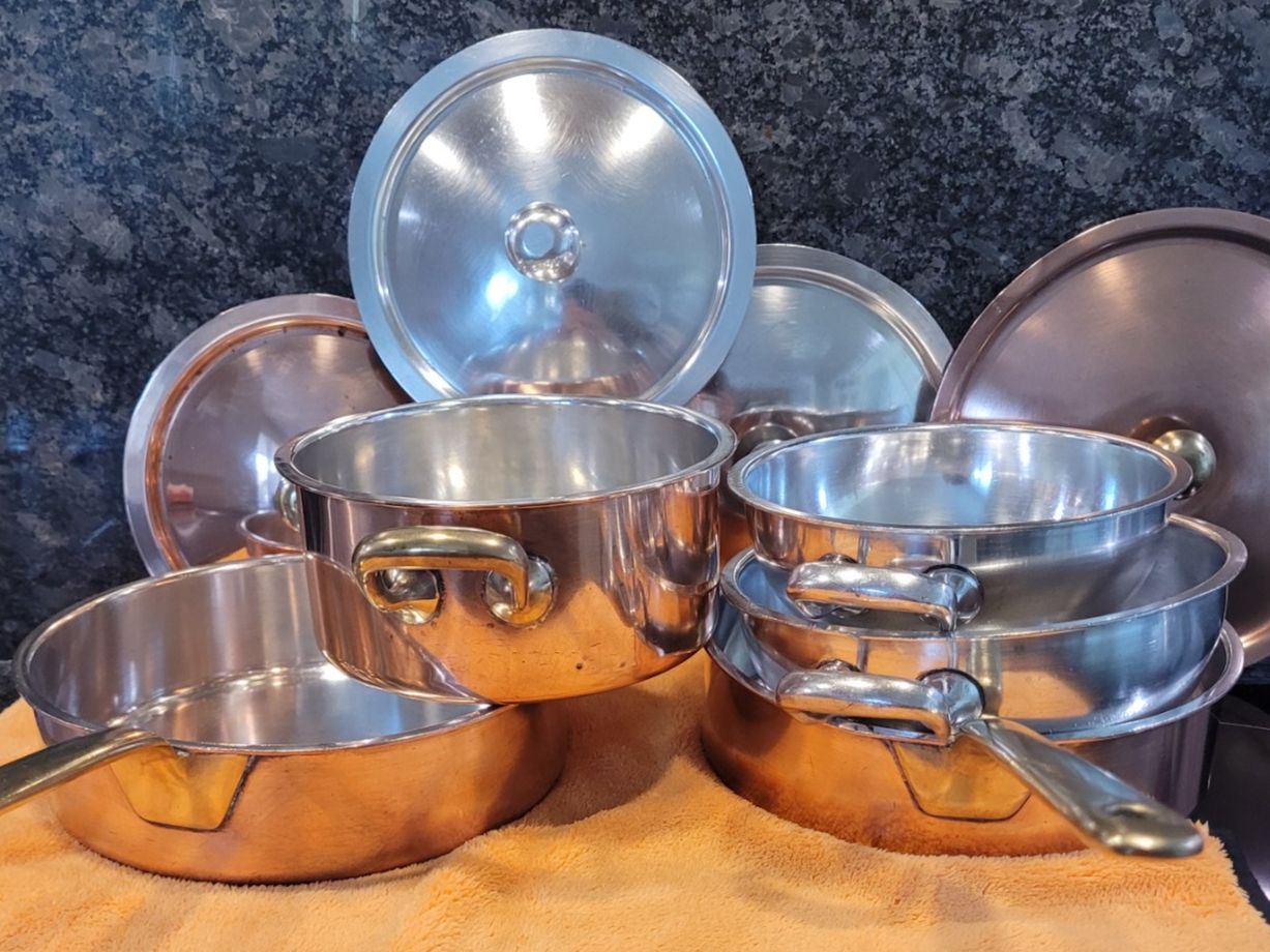Padelle: SPRING-KUPFER SET 9-TEILIG AUS DER 1.GENERATION US DEN 40-ER – Usato da EMMETTEN venduto da pfi_cbg5 9