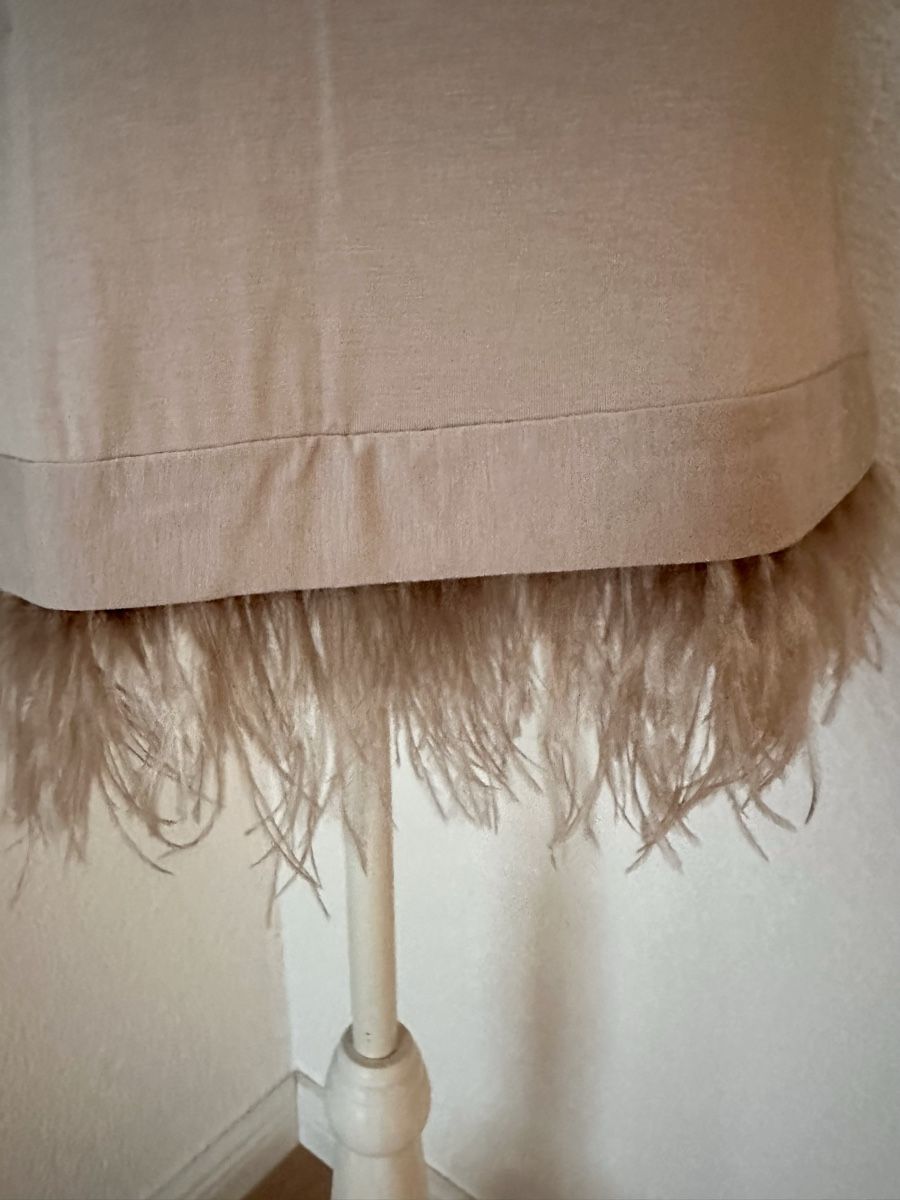 Intimissimi Tops: Schönes hellbeiges Top mit Federn – Neuf (Voir description) à Siebnen par tan_sn8j 1