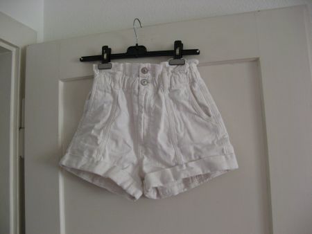 Weisse Shorts Abercombie & Fitch Gr. 27/4