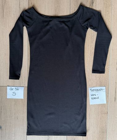 Mini Schlauchkleid schwarz, Grösse 36 S, Rippstrick