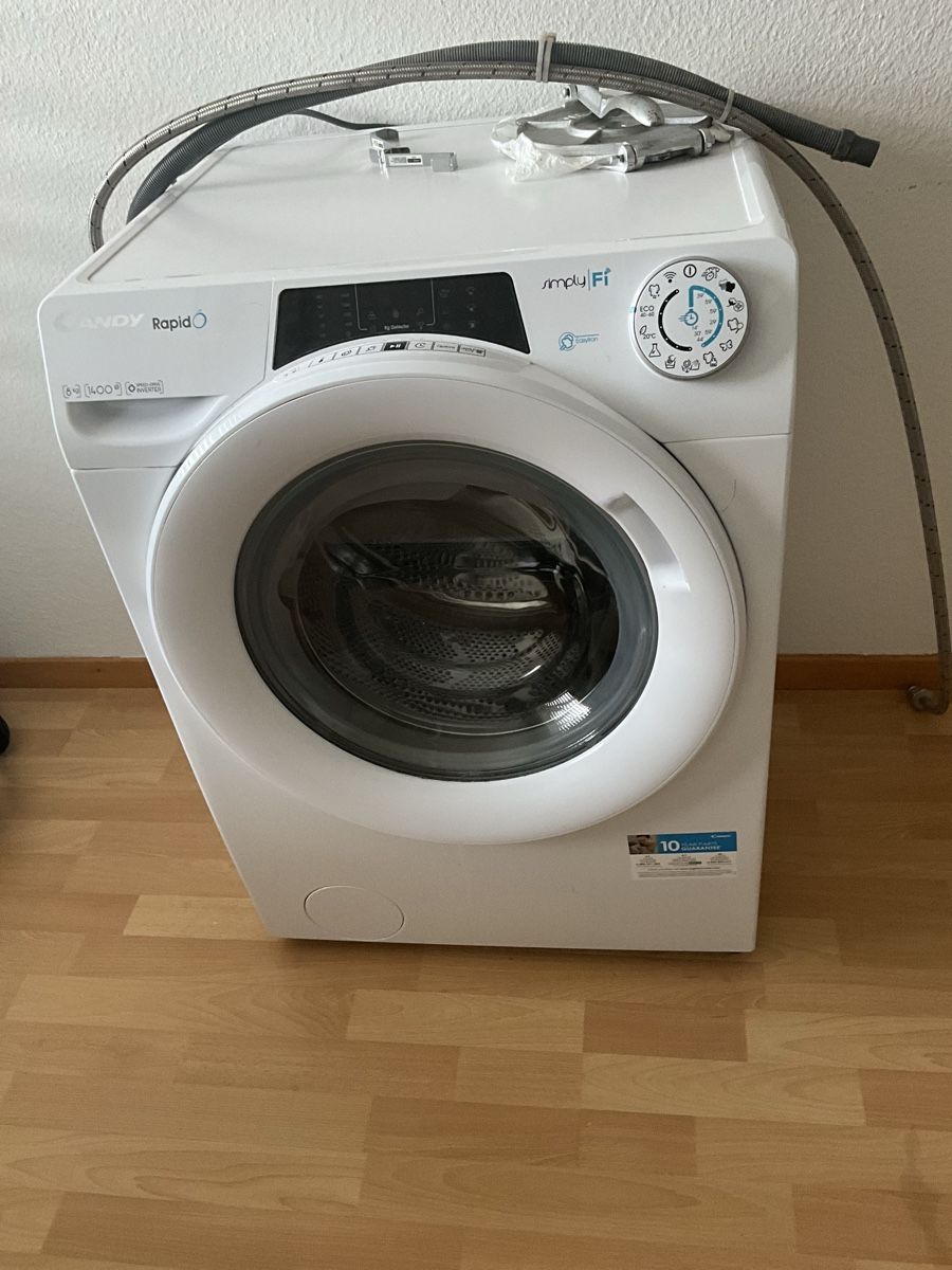 Candy Lavatrici: Candy Washing Machine - Compact & Energy Efficient! – Nuovo (secondo la descrizione) da Zürich venduto da kra_rlg8