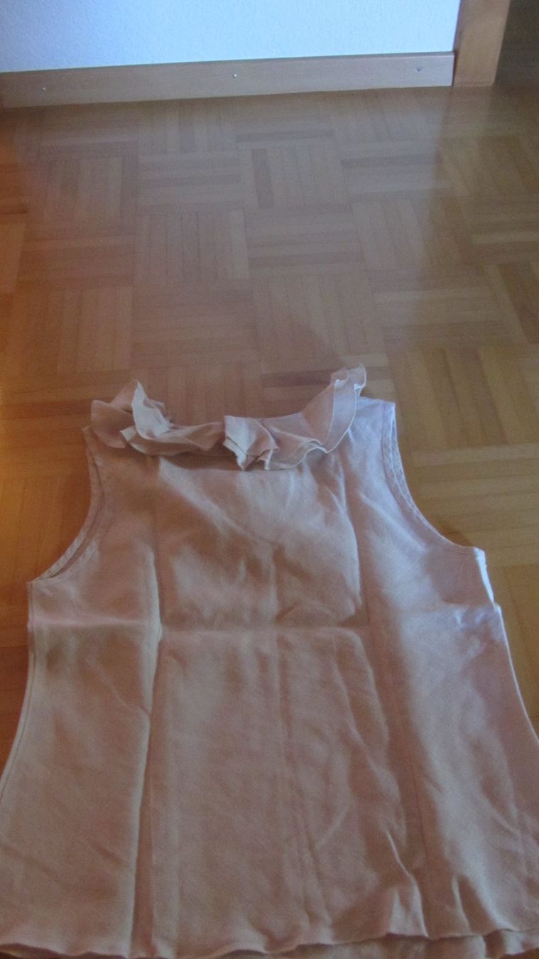 Top: Jolie blouse beige en lin – Usato da Oberried FR venduto da berg04 1