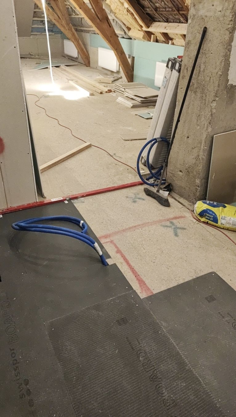 Sonstiges für Büro & Gewerbe: rénovation générale – Neu und originalverpackt aus Moutier von gra_l7zr 4