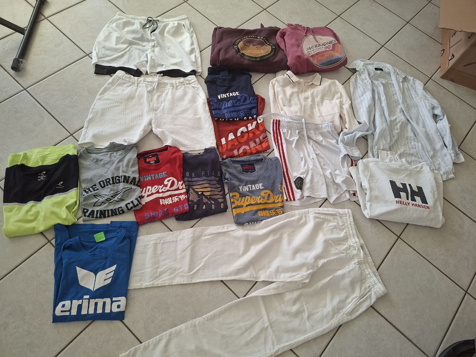 Ensembles coordonnés: 17 Teile Kleiderpaket gr S /M – D'occasion à Thun par Thun67