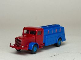 Wiking Büssing 8000 Tankwagen Fina