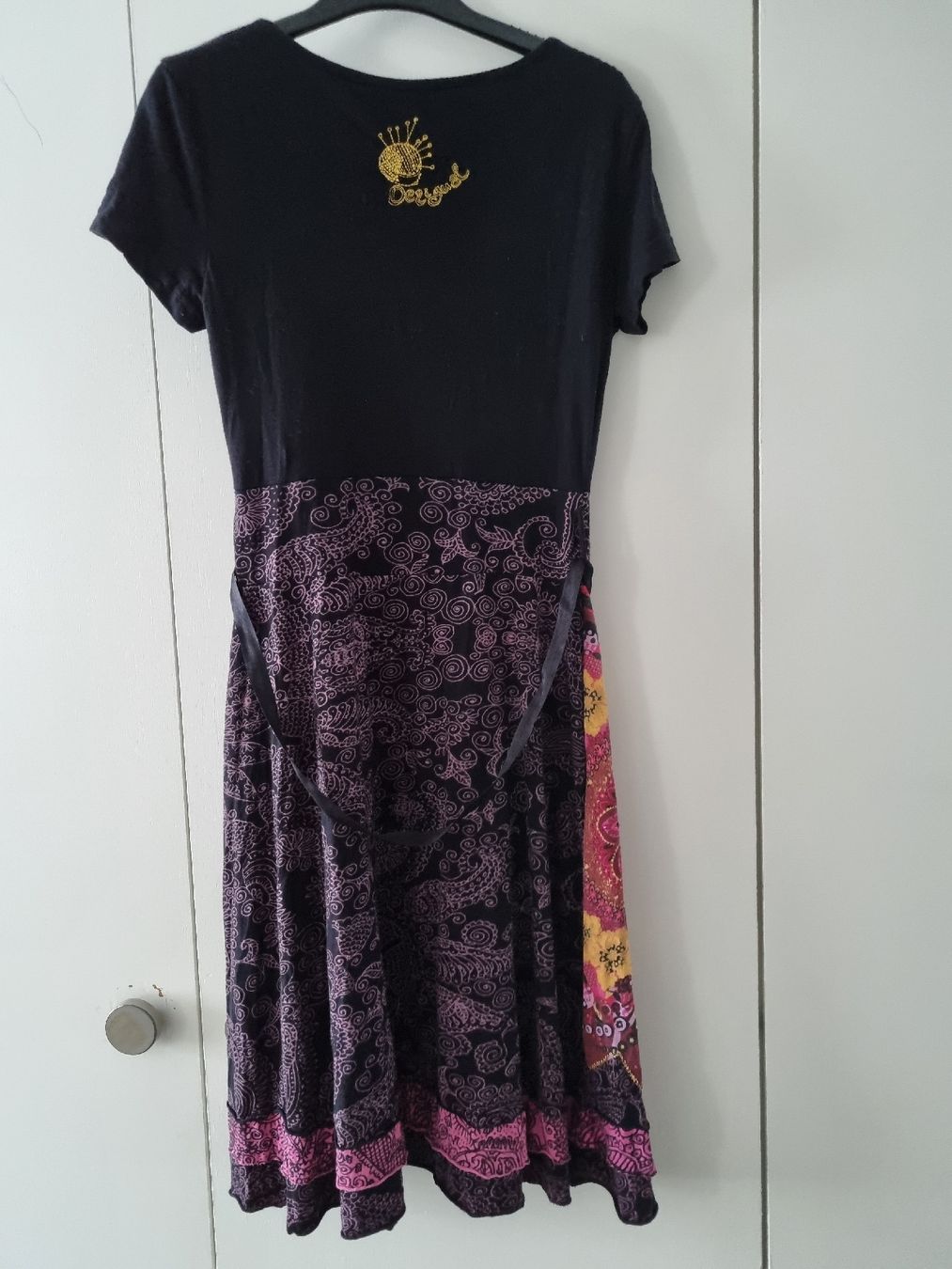 Desigual Vestiti: Desigual Kleid Gr. M – Usato da Thalwil venduto da Briscolina 1
