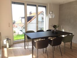 6 Esszimmerstühle Muuto