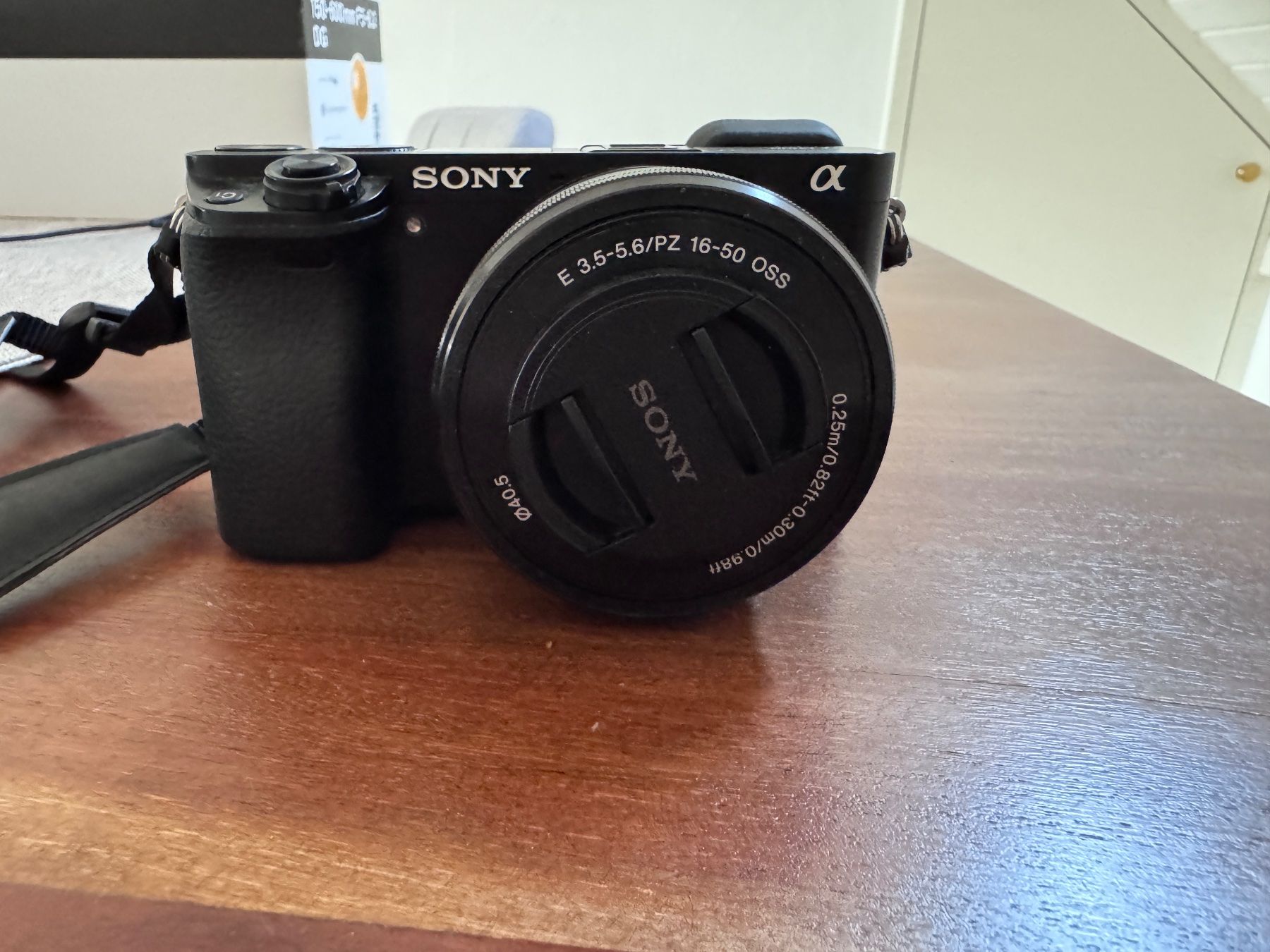 Sony Appareil photo: Sony Alpha 6000 Systemkamera 24 Megapixel – D'occasion à Möriken AG par CL99
