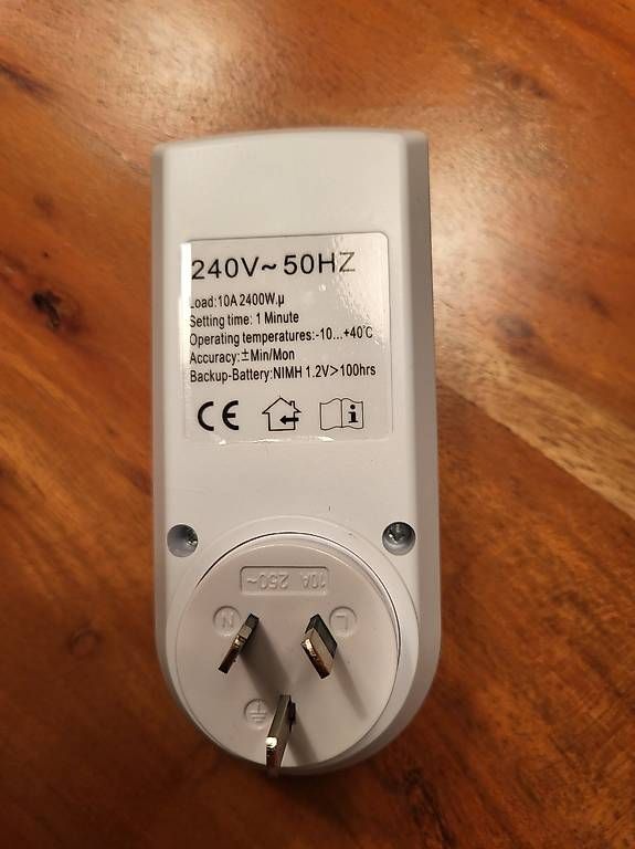 Stecker: Digitale Zeitschaltuhr Stecker Typ I – Gebraucht aus Buchs AG von stingray1979 1