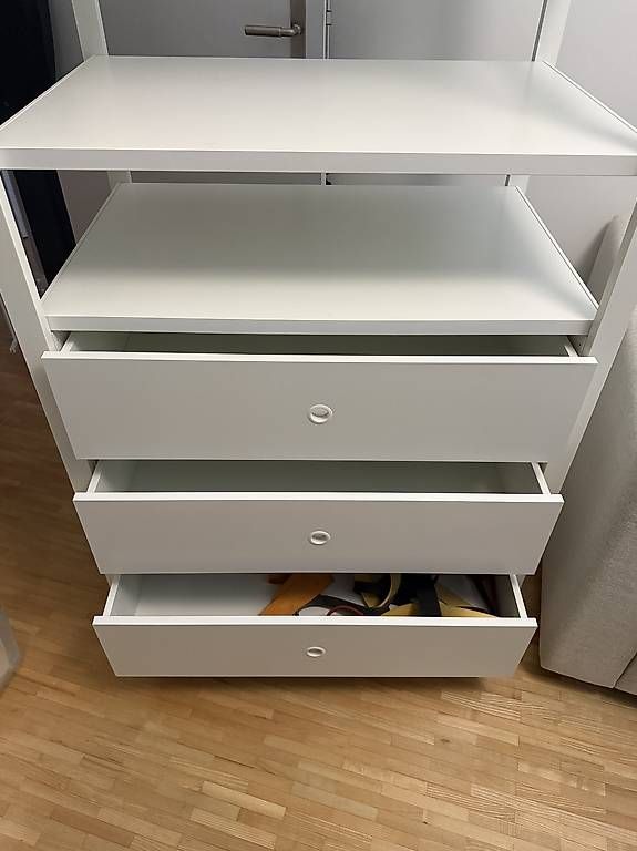 Armadi: Ikea Elvarli Schrank – Usato da Winterthur venduto da Venjof 1