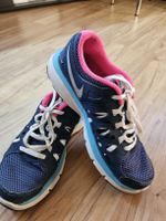 Nike Sportschuhe blau pink Grösse 37.5 gebrauchter Zustand