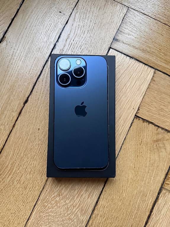 Telefoni cellulari / Smartphones:  iPhone 15 Pro 256 Go  Titanium Blue / Navy    – Usato da Genève venduto da sam_w5y6 2