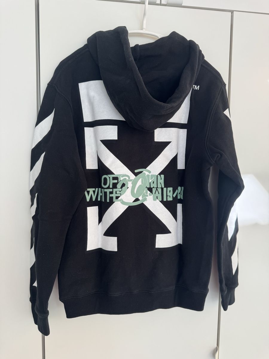 Off-White Maglioni & Felpe: Off-white hoodie – Usato da zürich venduto da Bailey17 3
