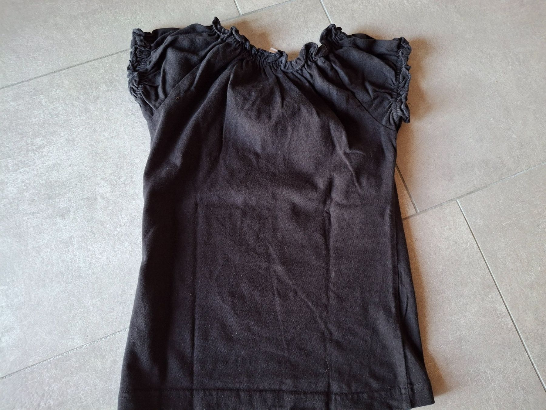 Camicette, T-shirt & Top: Schwarzes T-Shirt Bio Grösse 116 – Usato da Wiesendangen venduto da troawus 4