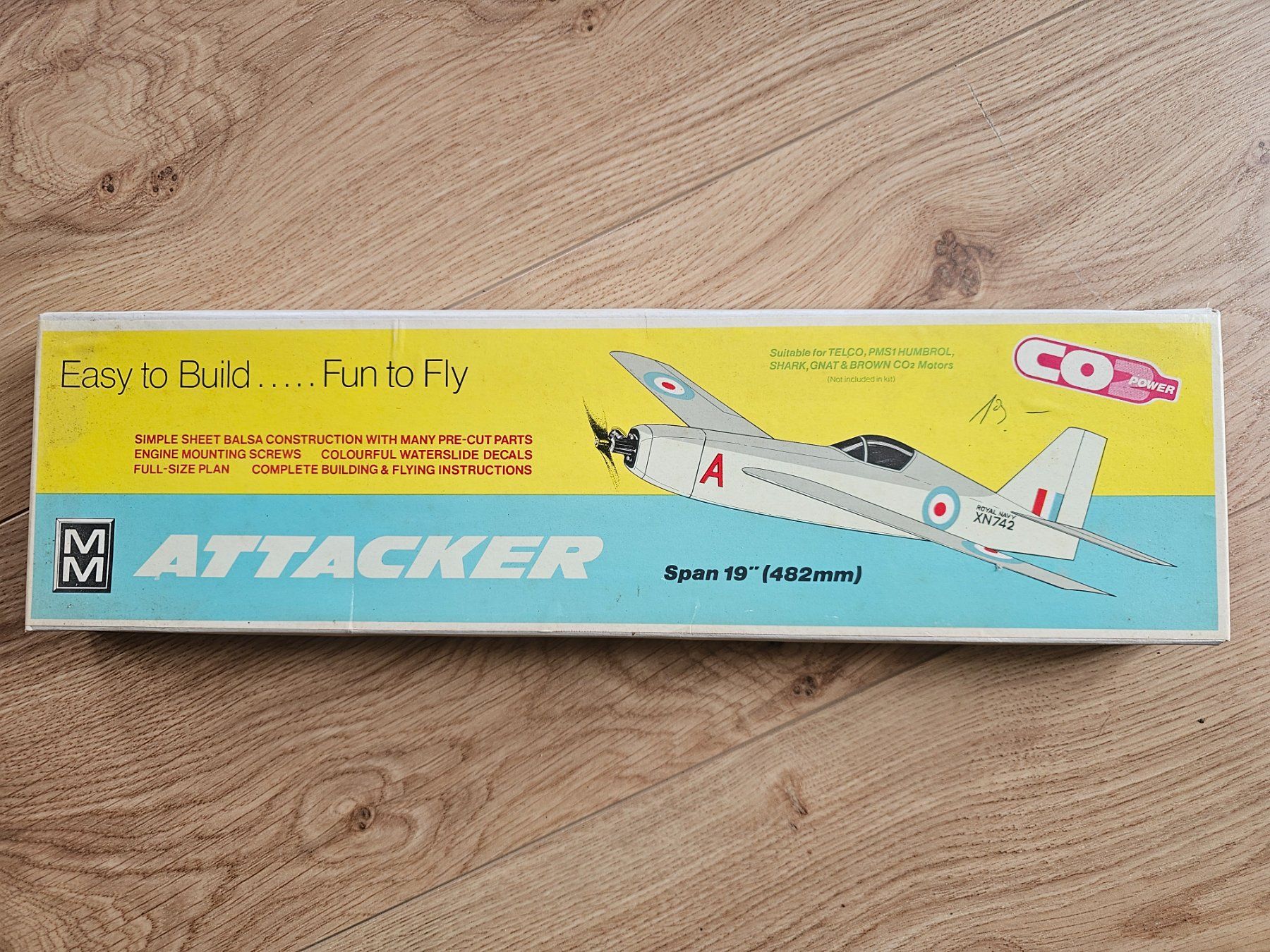 RC Modellbau: ATTACKER modèle vol libre à construire en balsa – Neu und originalverpackt aus Yvonand von Li_poch