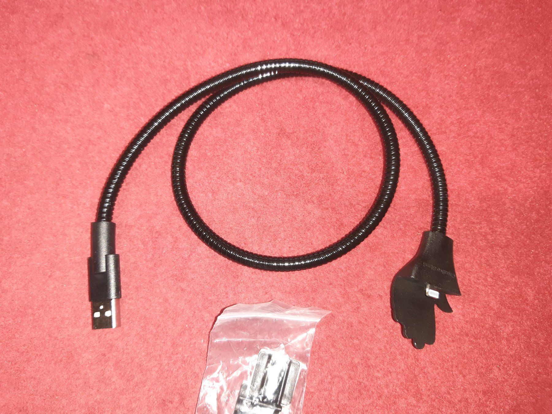 Staffe: Handyhalter USB, Ladekabel? Ab CHF 1.-!! – Usato da Lohn-Ammannsegg venduto da Molch7 1