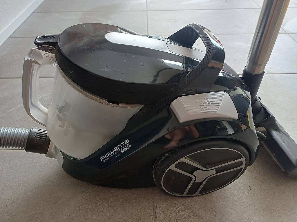 Aspirapolveri & Accessori: Aspirateur sans sac – Usato da Aven venduto da menthe17 1