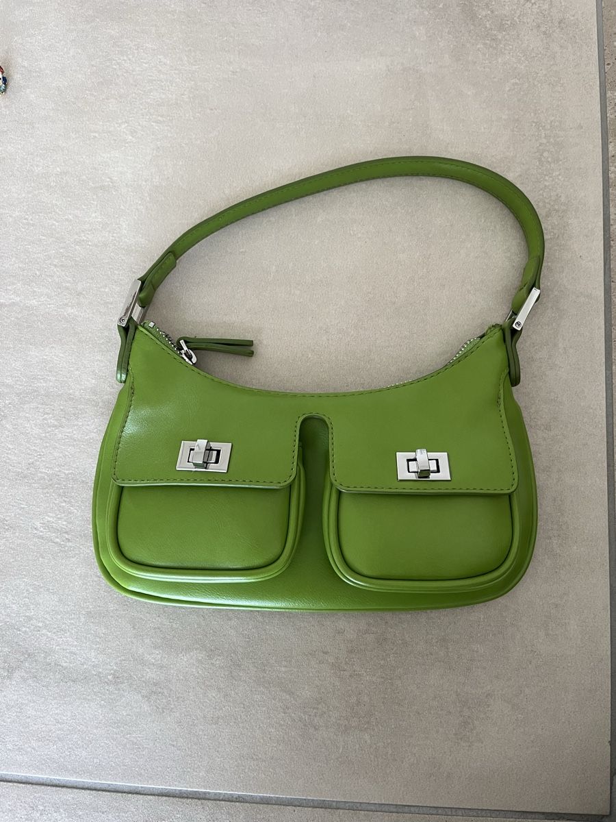 Mango Borse da donna: Mango Schultertasche grün – Usato da Selzach venduto da anjasheila