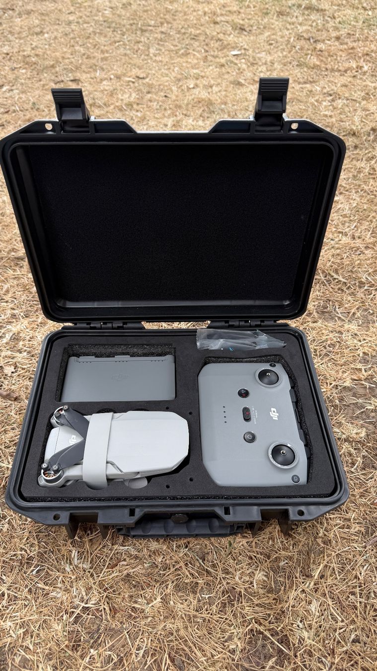 DJI RC Modellbau: Drone Dji mini 2 se fly more combo – Gebraucht aus Le Landeron von Stefano_vtl