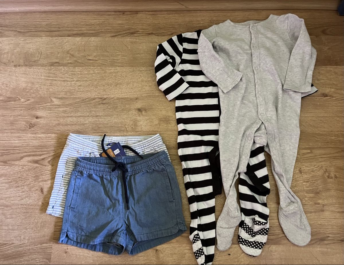 Lotti & Set di vestiti: Kleiderpaket Gr. 86 / 92 – Usato da Adelboden venduto da Jestil20