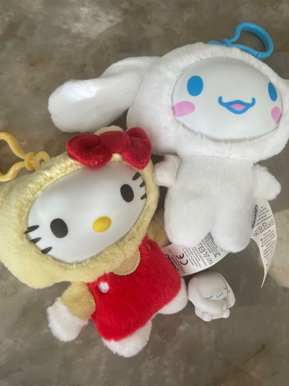 Portachiavi: Hello Kitty Anhänger mit mini Figur – Usato da Niederlenz venduto da JasminaK01