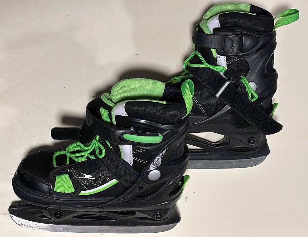 Pattini da ghiaccio: Kinderschlittschuhe, Gr. 29-32 – Usato da zürich venduto da majasimone