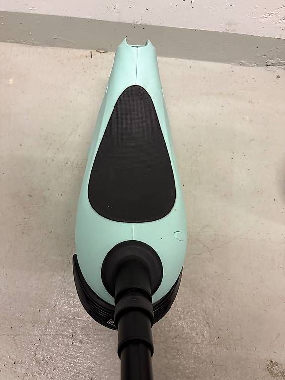 Micro Kickboard: Micro Mini Scooter Sitz mit Schiebestange, mint/petrol – Nuovo (secondo la descrizione) da Flims Dorf venduto da jol_7fq8 2