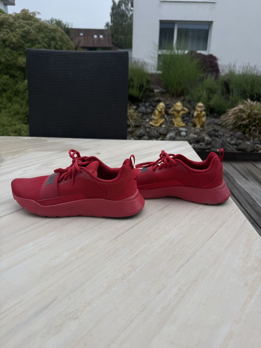 Puma Scarpe da donna: Rote Puma Sneaker Grösse 38 – Usato da Engelburg venduto da mia_n6tr 1