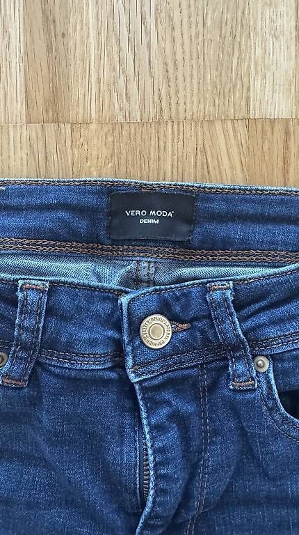 Jeans: Denim Jeans Vero Moda Gr. 36 – Gebraucht aus Basel von R__Mueller 2