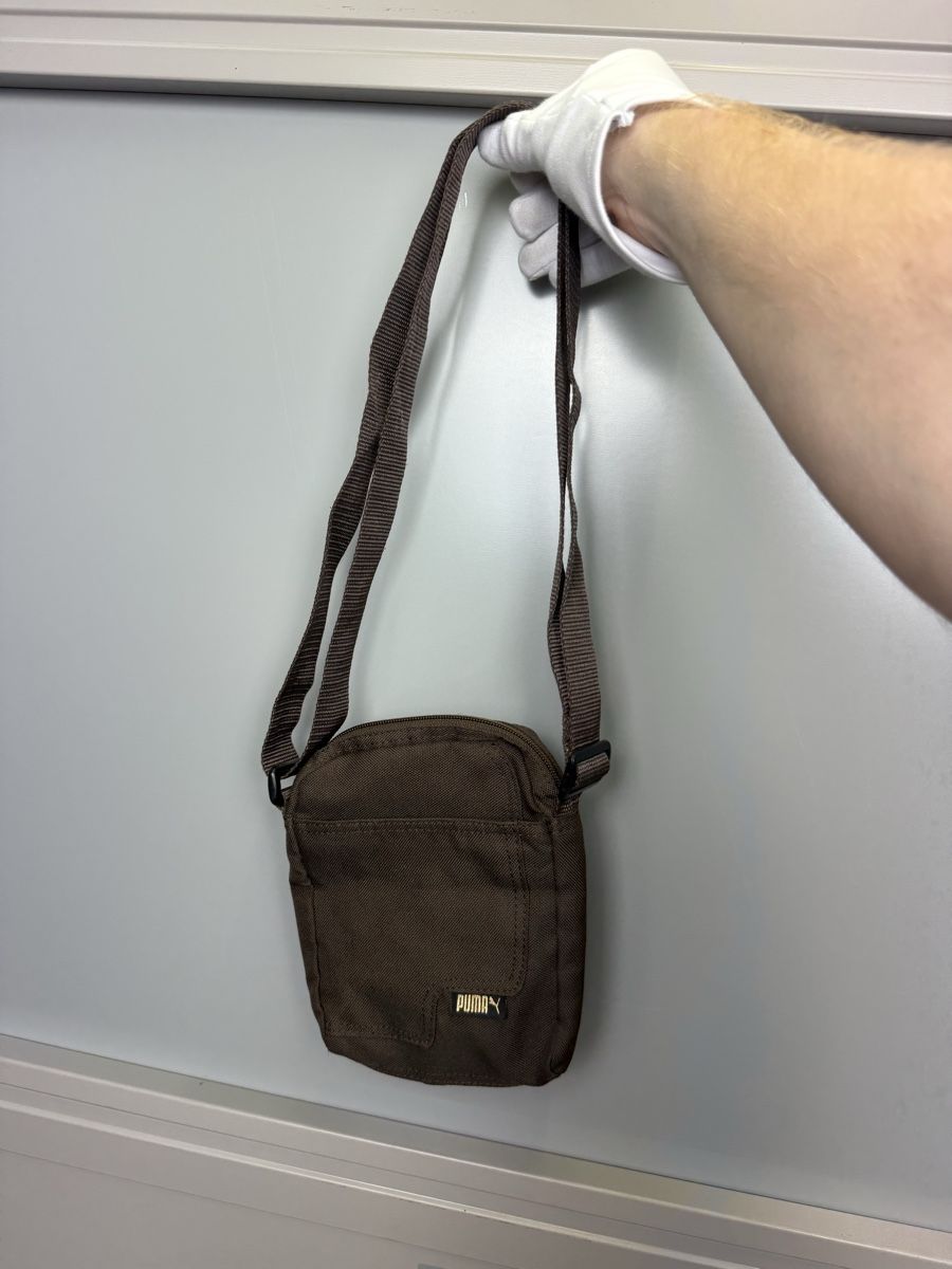 Puma Borse: Vintage Puma crossbody bag – Usato da Lausanne venduto da Unehistoiredesapes