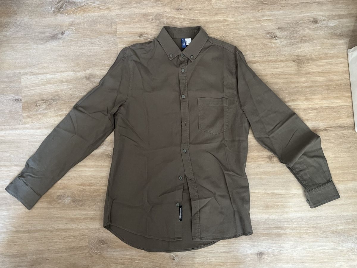 H&M Hemden: 5 Camicie uomo manica lunga - H&M e YesOrNo – Gebraucht aus Lugano von VariousCollection