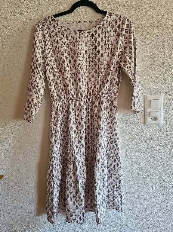 Kleider: Kleid – Gebraucht aus Ramlinsburg von DanaBar
