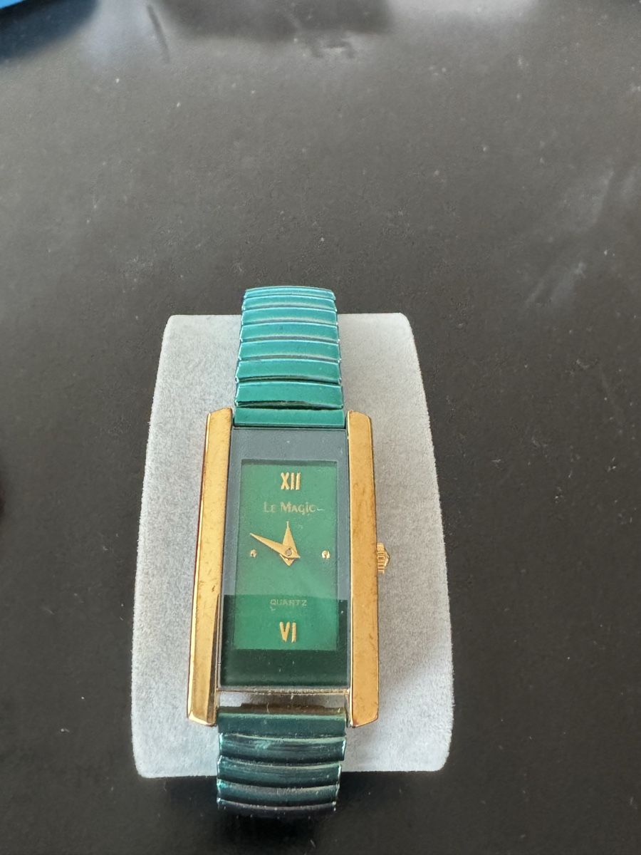 Orologi: Le Magic Damenuhr mit Stretcharmband – Nuovo (secondo la descrizione) da Bellikon venduto da tomsawyer_75