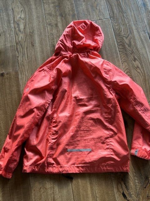 Sherpa Jacken & Mäntel: Regenjacke – Gebraucht aus Thierachern von nicolepulfer 1