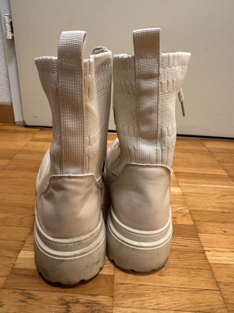 Chaussures femmes: Bottes beiges, taille 41 – D'occasion à Boudry par jul_l9mr 3