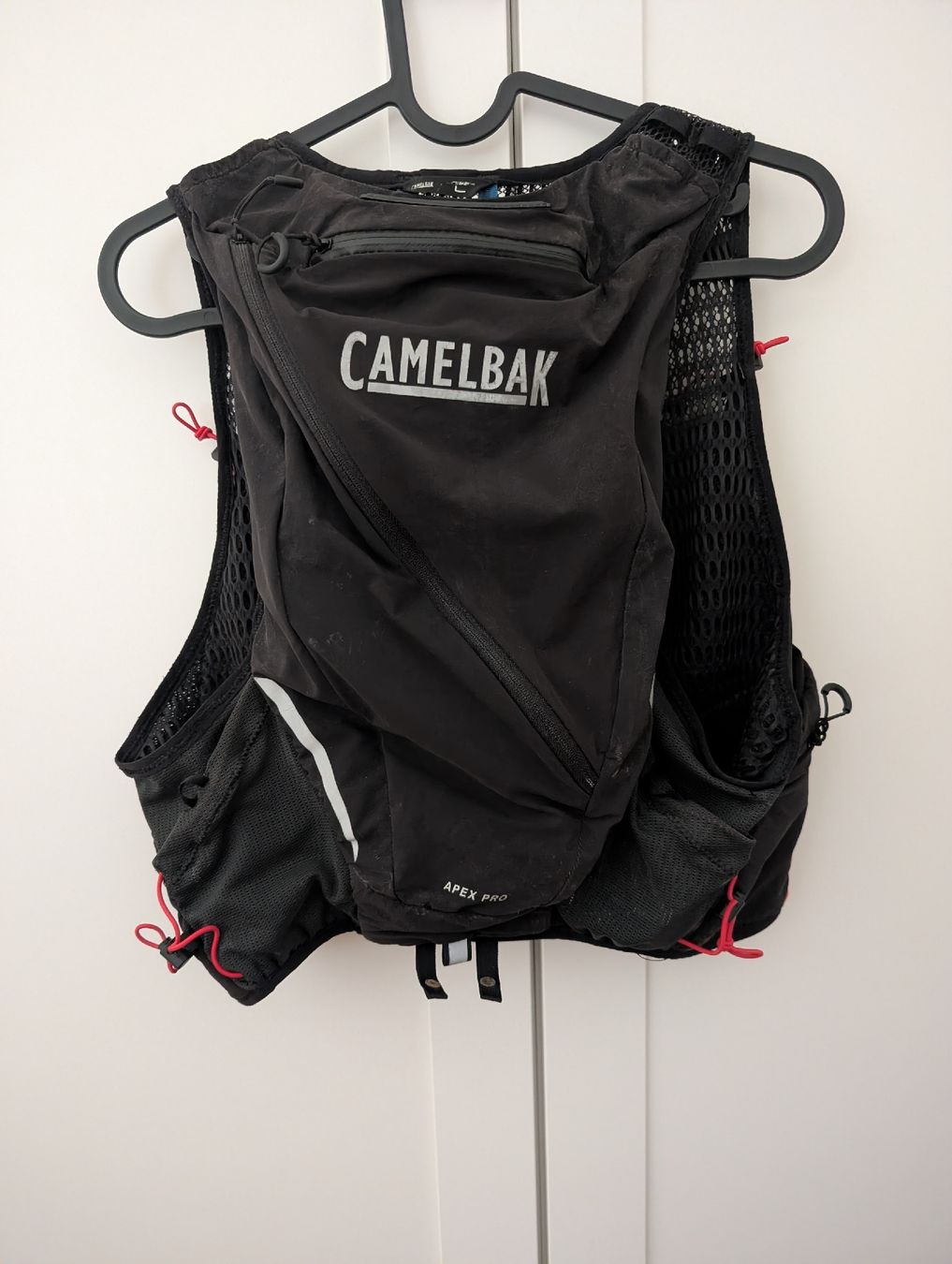 Camelbak Sacs à dos: Camelbak Apex Pro Laufweste Schwarz – D'occasion à Goldswil par Uninc156 1