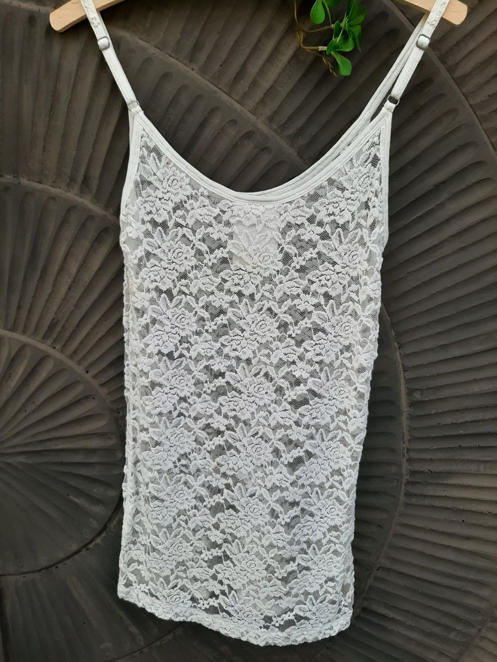 Nile Top: Wunderschönes Nile Spitzen Top Oberteil S – Usato da Bern venduto da Preloved_NILE_4.Sale 3