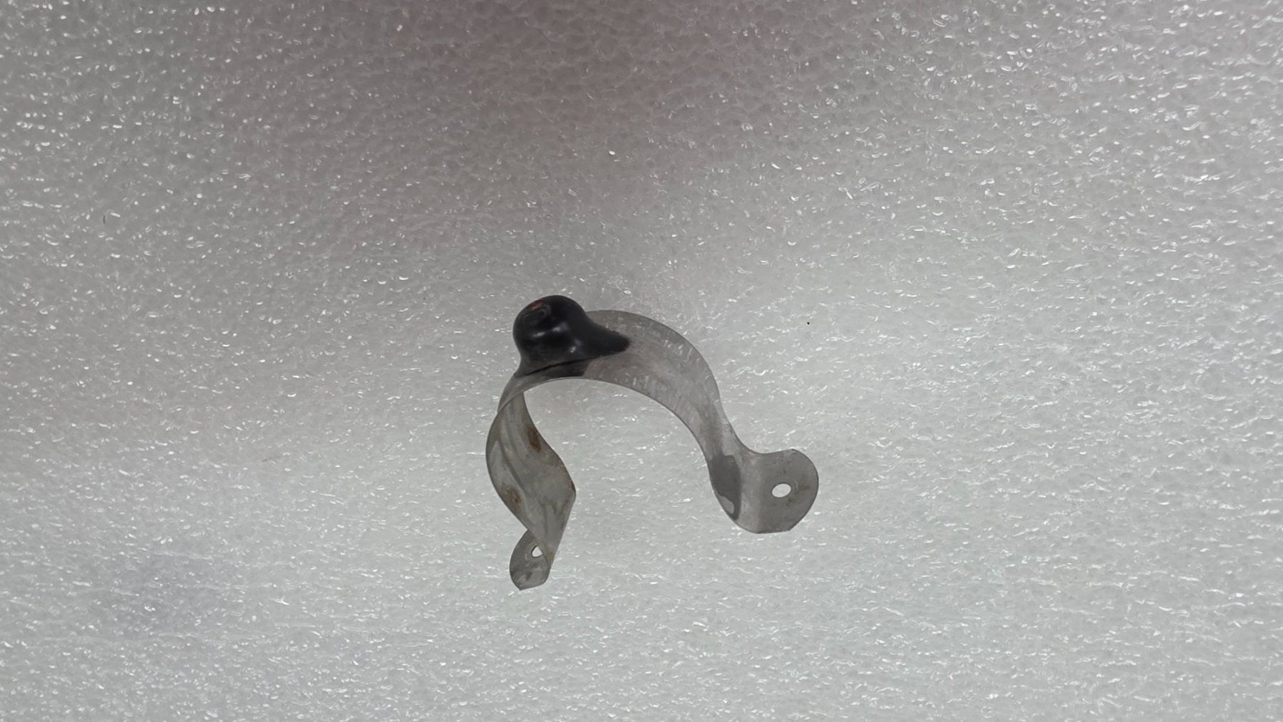 Alle Autoersatzteile: Bride pour tuyau reservoir wc – Gebraucht aus Bionnens von Meg011