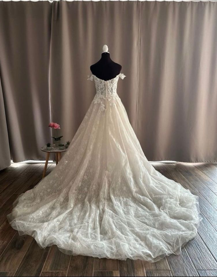 Robes: Hochtzeitskleid Rosa Clara Haeven – D'occasion à Sissach par Sbucheli 3
