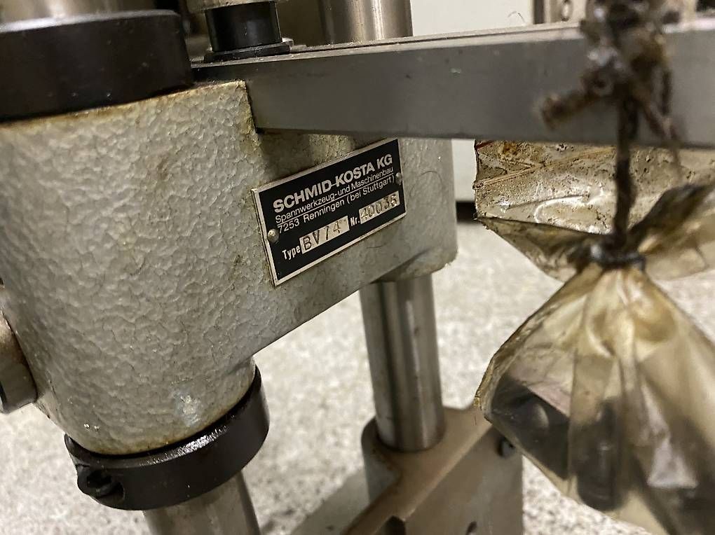 Tutti gli attrezzi: Aufspannhalterung Schmid Sandvik Kosta – Usato da Nebikon venduto da schnischna80 2