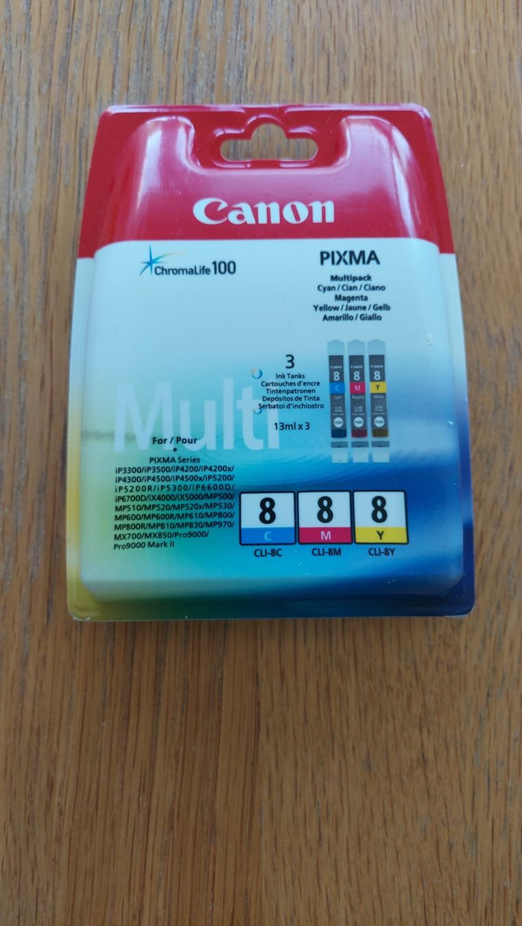 Canon Cartucce per stampanti & toner: Cartouches d'encre Canon PIXMA CLI-8C CLI-8M CLI-8Y – Nuovo e nell'imballaggio originale da Matran venduto da Swiss_Stuff_Store
