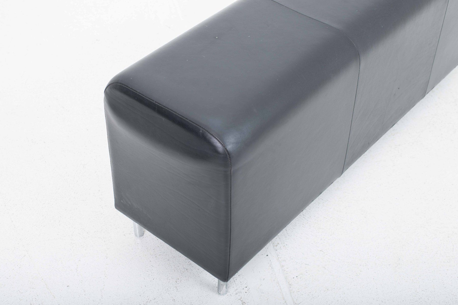 Panchine: Vitra Bench III von Jasper Morrison in schwarzem Leder – Usato da Zürich venduto da STUZH38 3