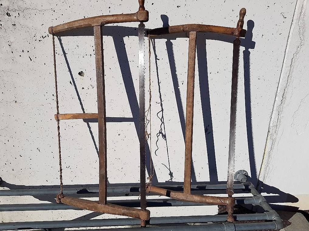 Sägen: Antike Holzsäge, für Sammler oder als Deko – Gebraucht aus Bäriswil BE von Eddy77