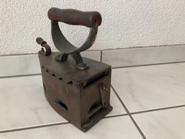 Bügeleisen antik