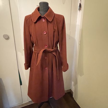1930s Style Rust Wool Coat with Art Deco style size M-L
