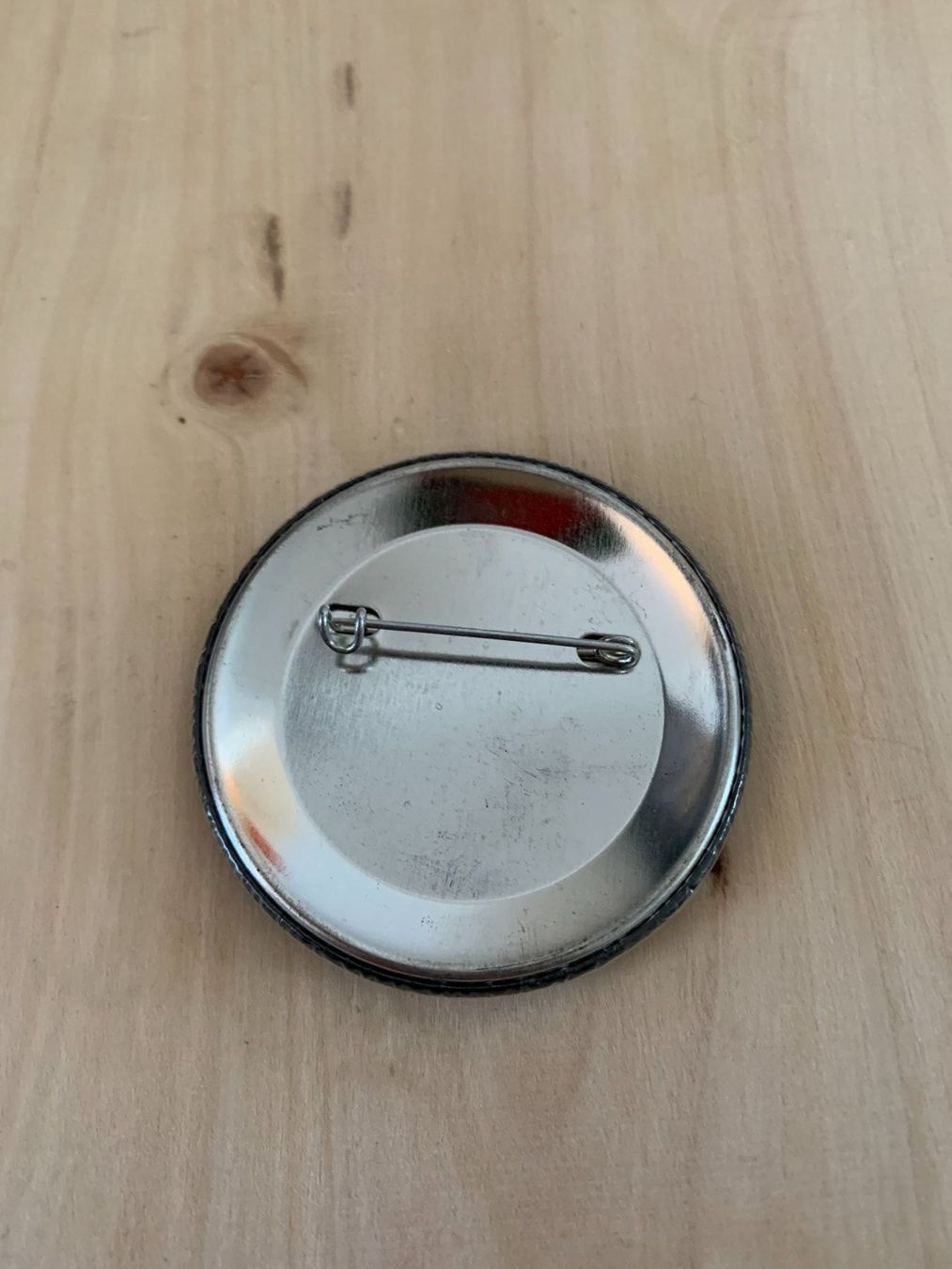 Spille & Fermagli: Saints Row Pin Anstecker – Nuovo (secondo la descrizione) da Dübendorf venduto da CellarSeller 1