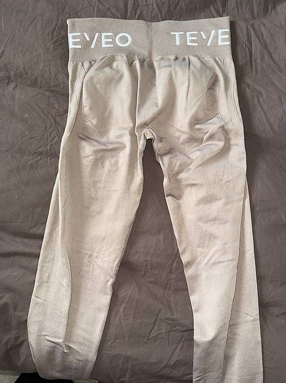 Teveo Leggings: Legging TEVEO – Usato da Ecublens VD venduto da cha_yty2 2