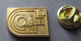 PIN, SCHWEIZ SPORTSCHÜTZEN GOLDFARBEN, HUGUENIN