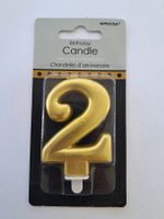 Goldene Geburtstagskerze "2" - Perfekt für jede Party!