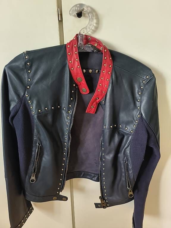 Jacken: Lederjacke Damen – Gebraucht aus Schaffhausen von Airsue